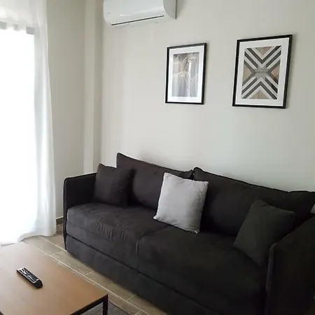 Fantastic Four Apartments Neo Epivates Exterior photo