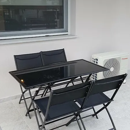Fantastic Four Apartments Neo Epivates Exterior photo