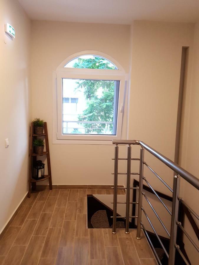 Fantastic Four Apartment Neo Epivates